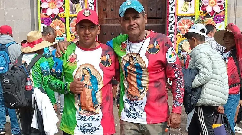 Abraham Mancera, Junto a su hijo quien le inculca el caminar Gudalupano